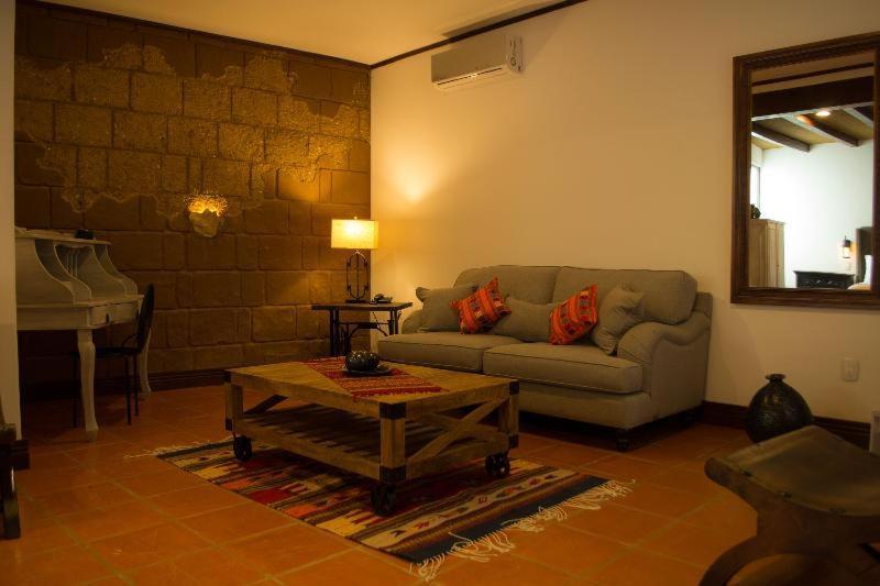 Casa De Adobe Gallery & Luxury Boutique Oaxaca Quarto foto